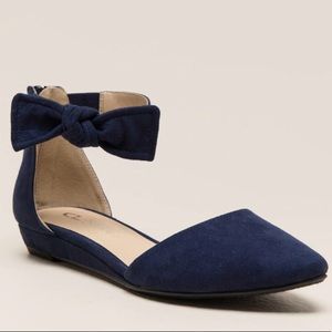 CL Chinese Laundry Ankle Strap Navy Flats Size 7.5